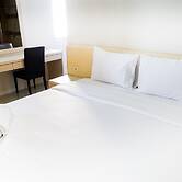 Comfy 1BR Twin Tower Apartment