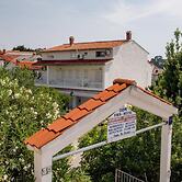 Holiday House Perkic mm