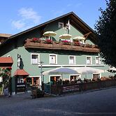 Bayerische Gastwirtschaft Dimpfl-Stadl