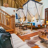 Buffalo Safari Lodge