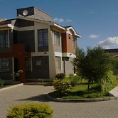 Private Home 4 bedrooms 4.5 bathrooms