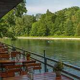 Munich Camping Glamping and Dorms