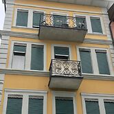 Central Beauty Scenery Apartment