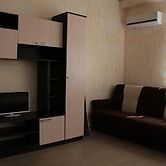 Apartment on Kamyshovaya 41, apt 2