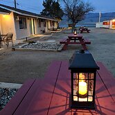 Lakeview Motel