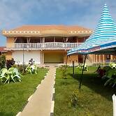 Happy Wallet Gardens Hotel