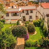 El Jardin De Su Merced B&B