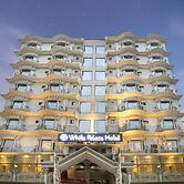 White Palace Hotel