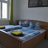 Apartment-Hotel