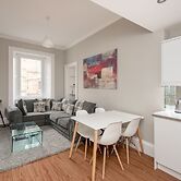 Silver Lining Apartment near Holyrood