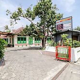 Bahagia Sederhana Home Stay - Hostel