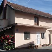 Apartments and Rooms Pavek