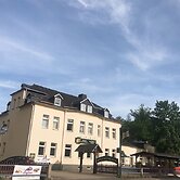 Haus Schlematal Hotel und Restaurant