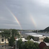 Downtown Condo With Lake & BAY Views
