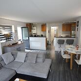 Bournemouth Holiday Let With Hot Tub & Sauna