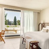 Anfitrión Villas & Suites