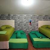 Pondok Oma Surf Simeulue