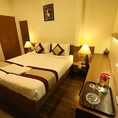 Nestlay Rooms - Ambattur