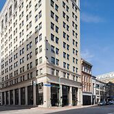 Glass Light Hotel & Gallery, Autograph Collection