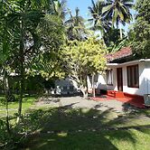 Villa Lagoonedge