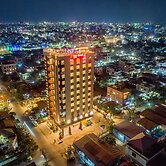 Ritz Grand Hotel Mandalay