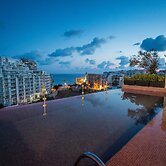 HOLM Boutique &Spa - IK Collection