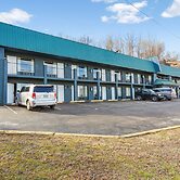 OYO Hotel Mt. Vernon KY - Renfro valley/I-75