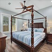 2465 Bungalo 4 Bedroom Home by RedAwning