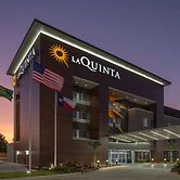 La Quinta Inn & Suites by Wyndham Houston East at Sheldon Rd