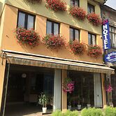 Heartland City Hotel