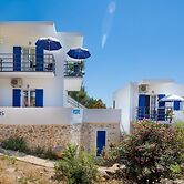 John Akroyiali rooms