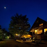 Asian Resort Camp Tapa