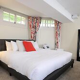 LUX Suites in the Heart of Santa Monica