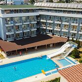 Monna Roza Beach Resort Hotel