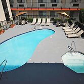 MorningGlory Inn & Suites