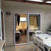 Angie's Rural Retreat