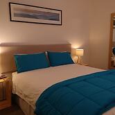 Elm Riverside Accommodation Merrijig