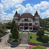 Chateau Palace Hotel