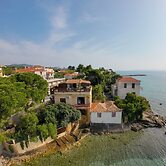 Nikos Panagiotareas House