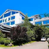 Fengxiang Hot Spring