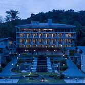 Niraamaya Retreats Samroha Athirappilly