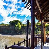 Maggie May House Boat