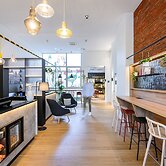 B&B HOTEL Brussels Centre Gare du Midi