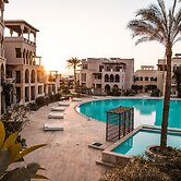 Tala Bay Residence - Families Only