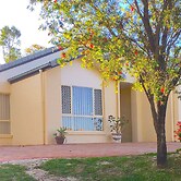 Anaheim Entertainer Deluxe