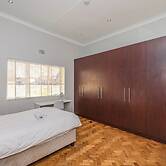 Contemporary 4 Bedroom Home