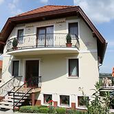 Erika Apartmanházak