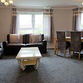 Large Apartment GLA Airport