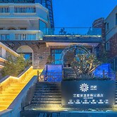 Floral Hotel Tengchong Yishuli Hotspring