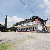 Villa Penginapan Purnama